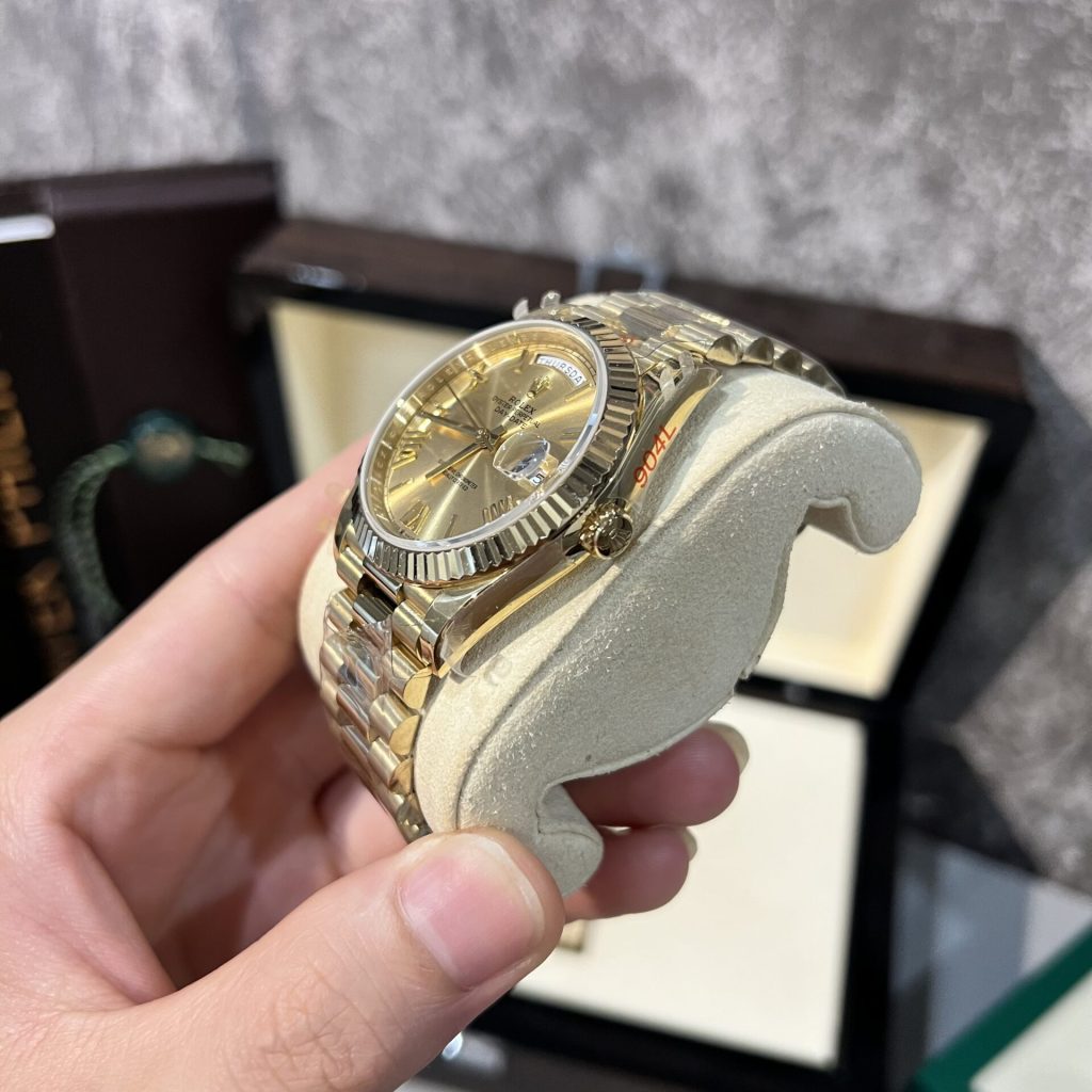Rolex Day Date 228238 Roman Gold Dial 40mm 4