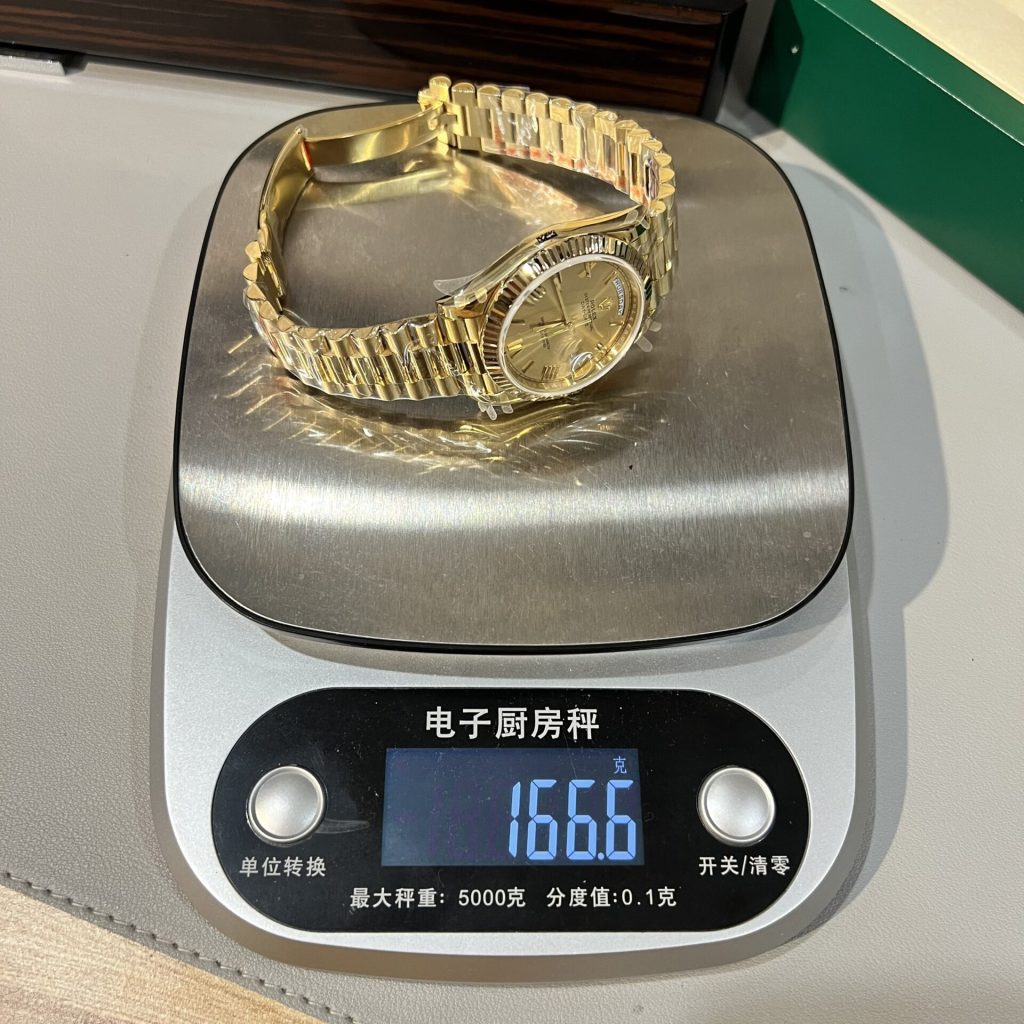 Rolex Day Date 228238 Roman Gold Dial 40mm 6