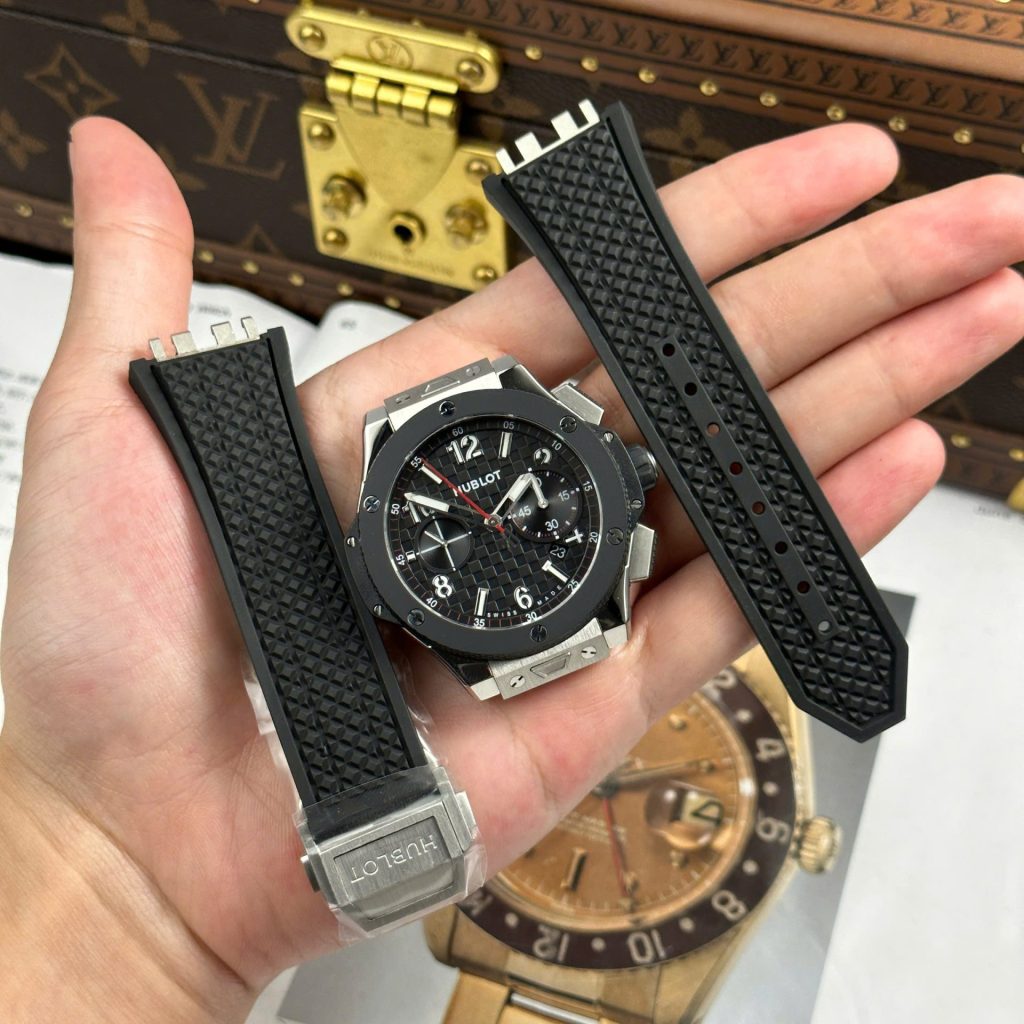 Hublot-Big-Bang-Black-Ceramic-301.SB.131.RX-43mm Replica Watches - 1-143