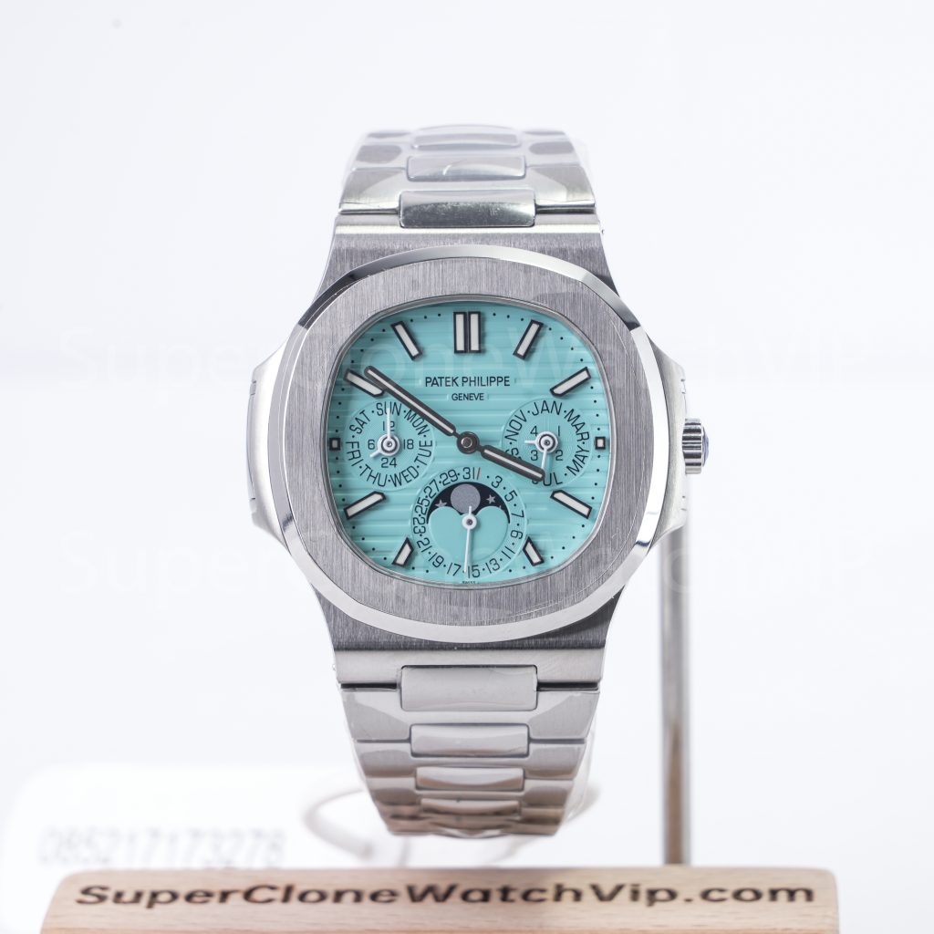 Patek-Philippe-Nautilus-5740-Tiffany-Blue-Dial-40mm Replica Watches - 1-236-scaled