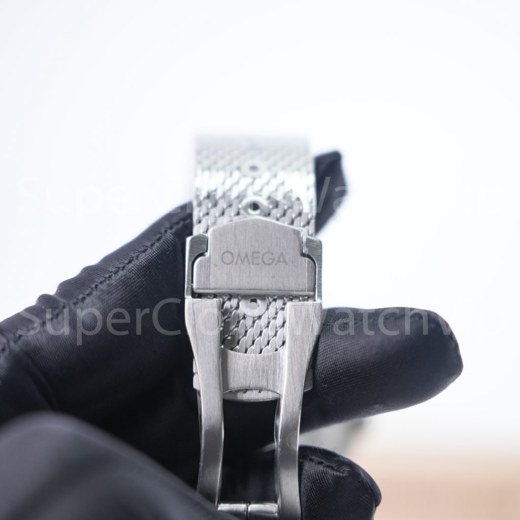 Omega-Seamaster-300-007-Chocolate-Bezel-210.90.42.20.01.001-42mm Replica Watches - 11-68-scaled