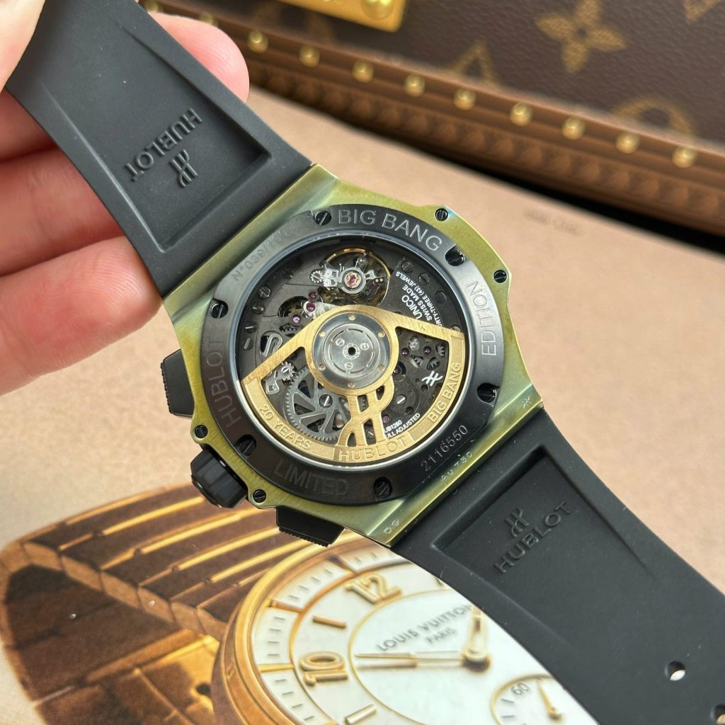 Hublot-Big-Bang-Green-Case-431.MX.1330.RX-43mm Replica Watches - 13-19