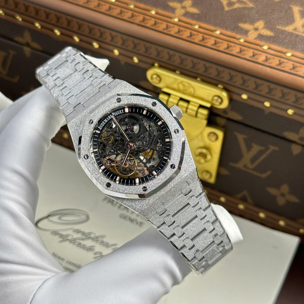 Audemars-Piguet-Royal-Oak-Frost-15407-Skeleton-Dial-41mm Replica Watches - 2-11