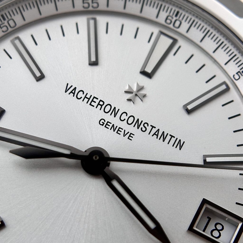 Vacheron Constantin Overseas 4500V Silver Dial 41mm Replica Watches - 2-130