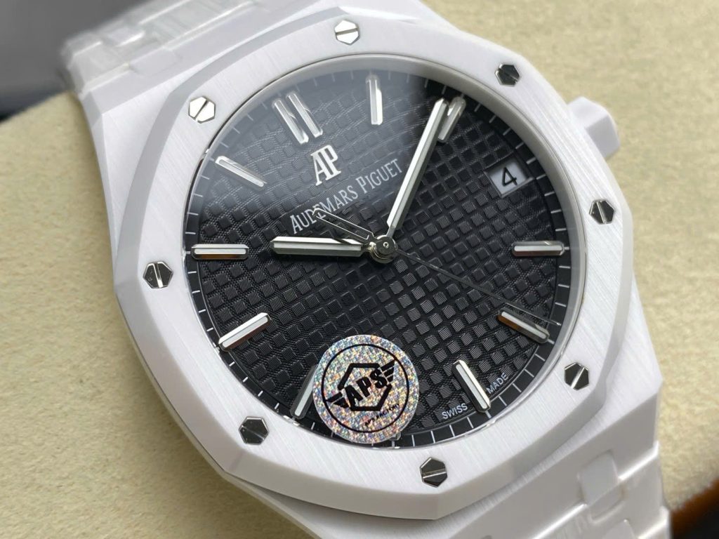 Audemars-Piguet-Royal-Oak-15500-White-Ceramic-Black-Dial-41mm Replica Watches - 2-19