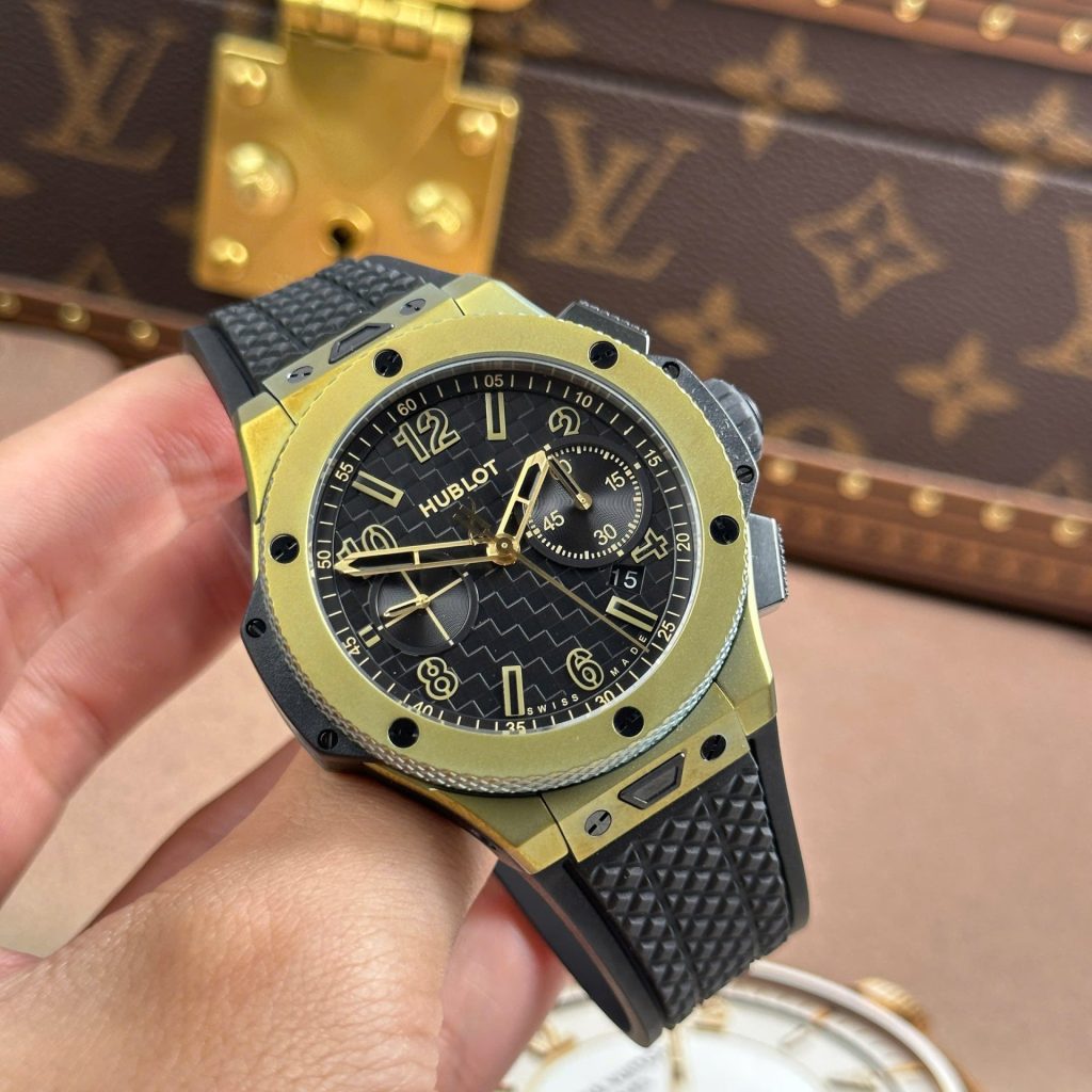 Hublot-Big-Bang-Green-Case-431.MX.1330.RX-43mm Replica Watches - 2-219