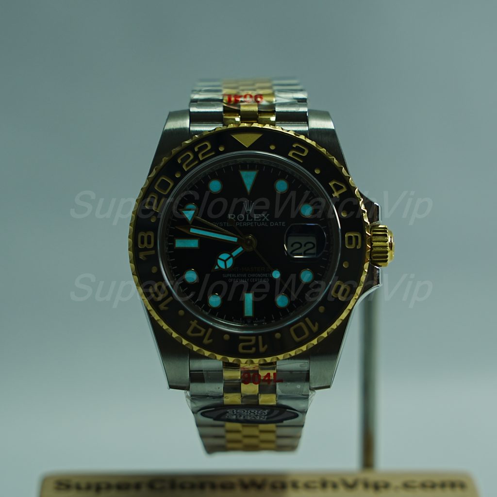Rolex-GMT-Master-II-126713GRNR-Zombie-Jubilee Replica Watches - 2-325-scaled
