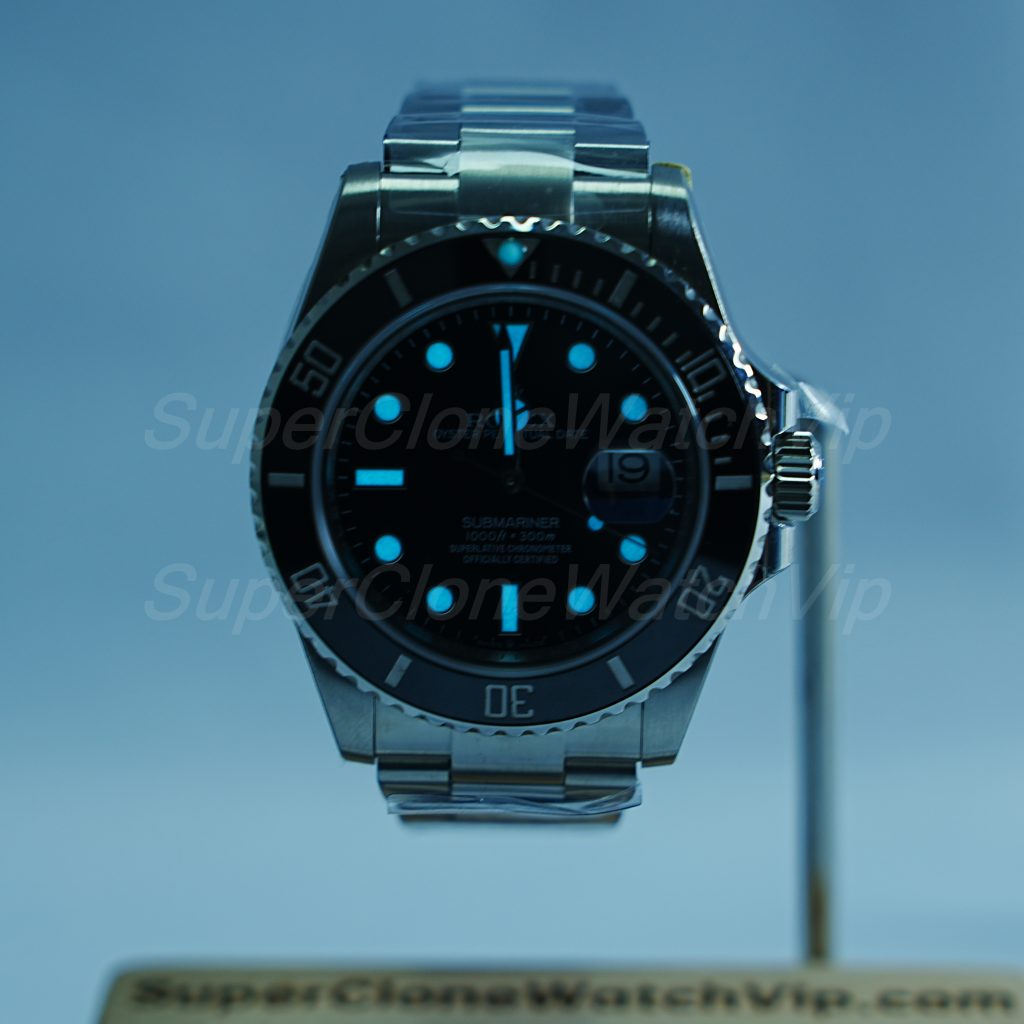 Rolex-Submariner-124060LN-41mm-Black-Dial-No-Date Replica Watches - 2-348-scaled