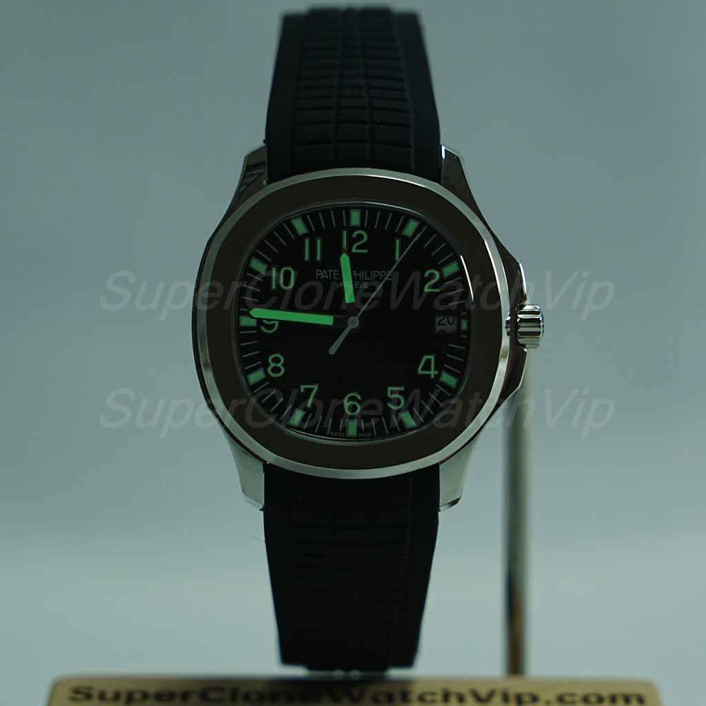 Patek-Philippe-Aquanaut-5167A-Black-Dial-40mm Replica Watches - 2-353-scaled