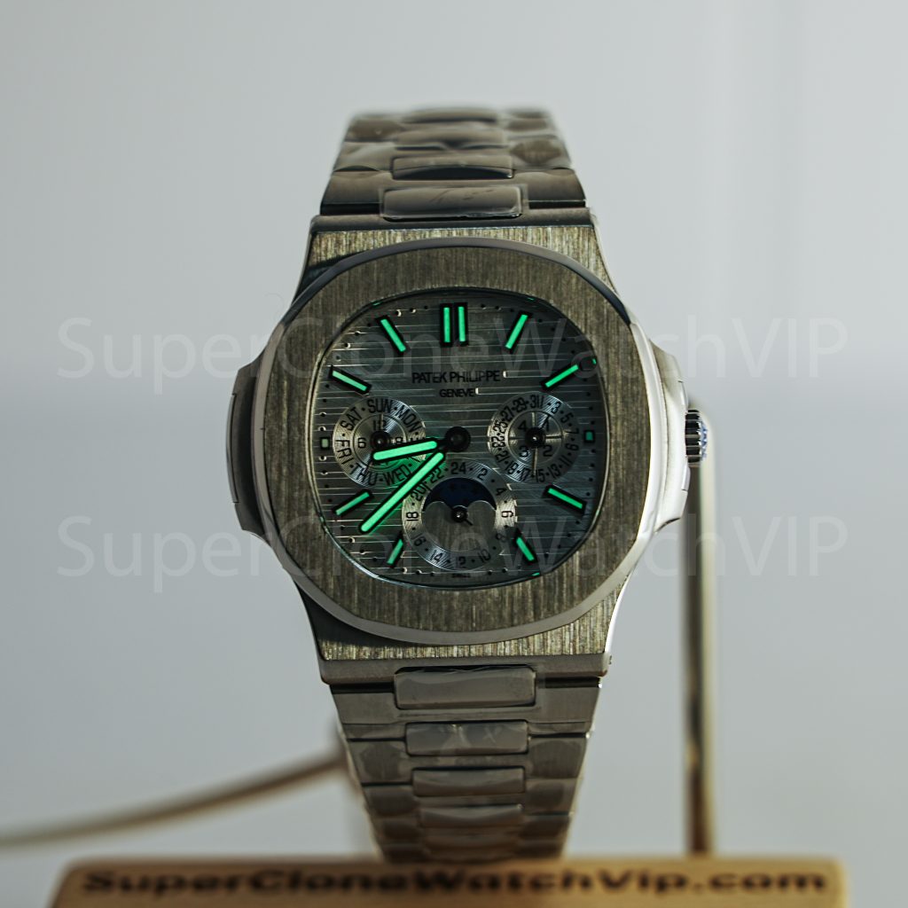 Patek-Philippe-Nautilus-5740-Gray-Dial-40mm Replica Watches - 2-418-scaled