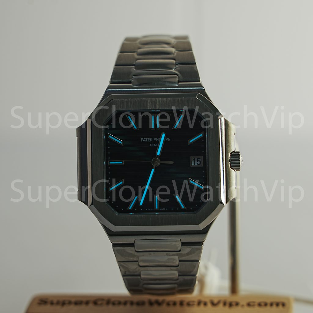 Patek-Philippe-Cubitus-5821-Green-Dial-45mm Replica Watches - 2-427-scaled