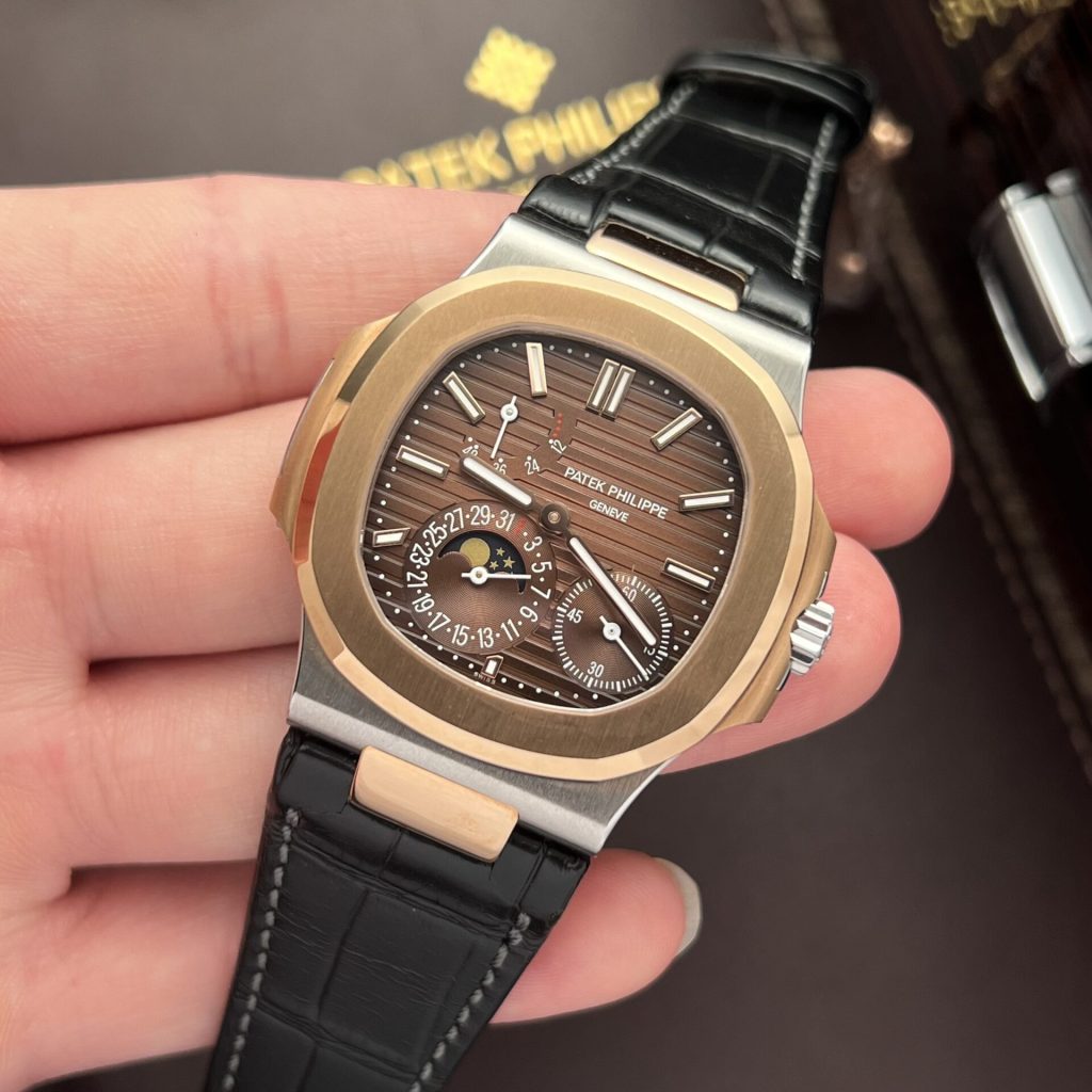 Patek-Philippe-Nautilus-5712-Brown-Dial-Two-Tone-Rose-Gold-40mm Replica Watches - 2-89