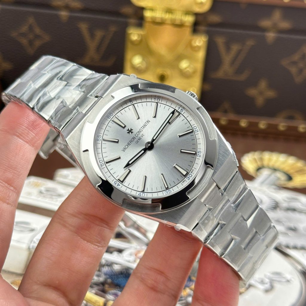 Vacheron Constantin Overseas Ultra-Thin 2000V White Dial 40mm Replica Watches - 3-122
