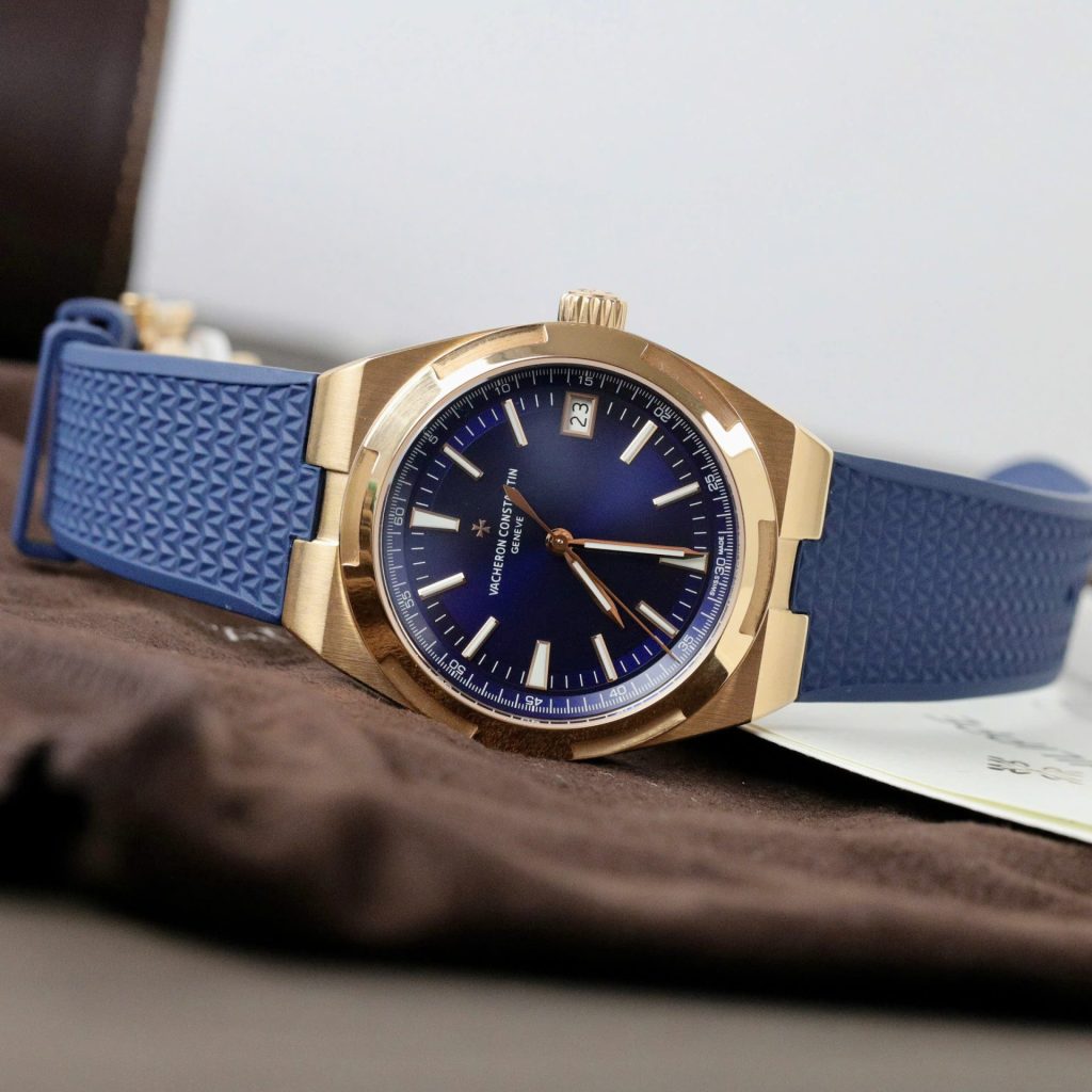 Vacheron Constantin Overseas 4500V Blue Dial Gold Wrapped 41mm Replica Watches - 3-128