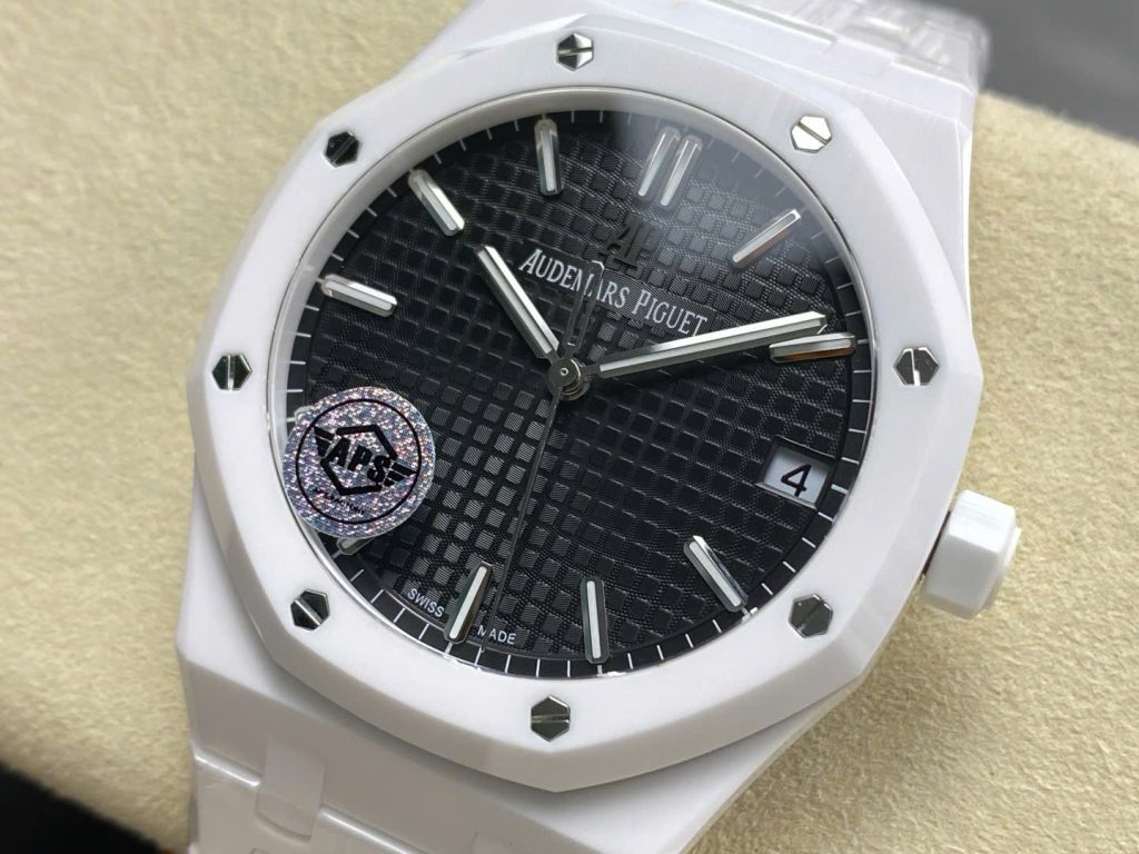 Audemars-Piguet-Royal-Oak-15500-White-Ceramic-Black-Dial-41mm Replica Watches - 3-19