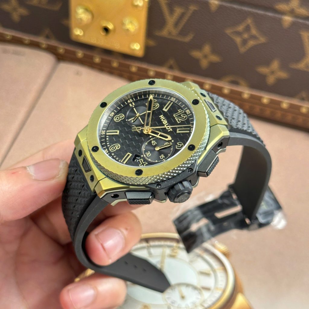 Hublot-Big-Bang-Green-Case-431.MX.1330.RX-43mm Replica Watches - 3-220