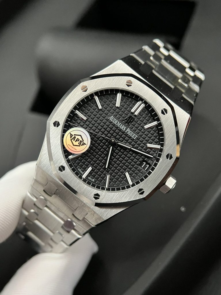 Audemars-Piguet-Royal-Oak-15500ST-Black-Dial-41mm Replica Watches - 3-26