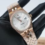 Rolex-Land-Dweller-127335-White-Dial-Rose-Gold-Diamond-Bezel-Diamond-Markers-40mm Super Clone Watches - 3-341-scaled