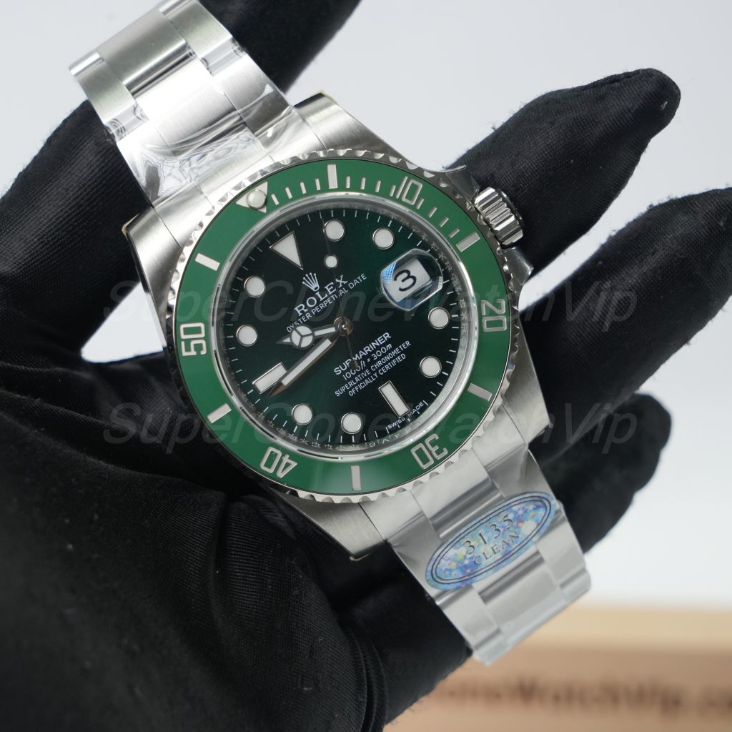 Rolex-Submariner-116610LV-Hulk-40mm-Green-Dial Replica Watches - 3-353-scaled