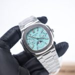 Patek-Philippe-Nautilus-5740-Tiffany-Blue-Dial-40mm Replica Watches - 3-370-scaled