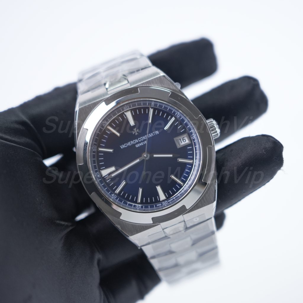 Vacheron Constantin-4500V-Overseas-Blue-Dial-41mm Replica Watches - 3-390-scaled