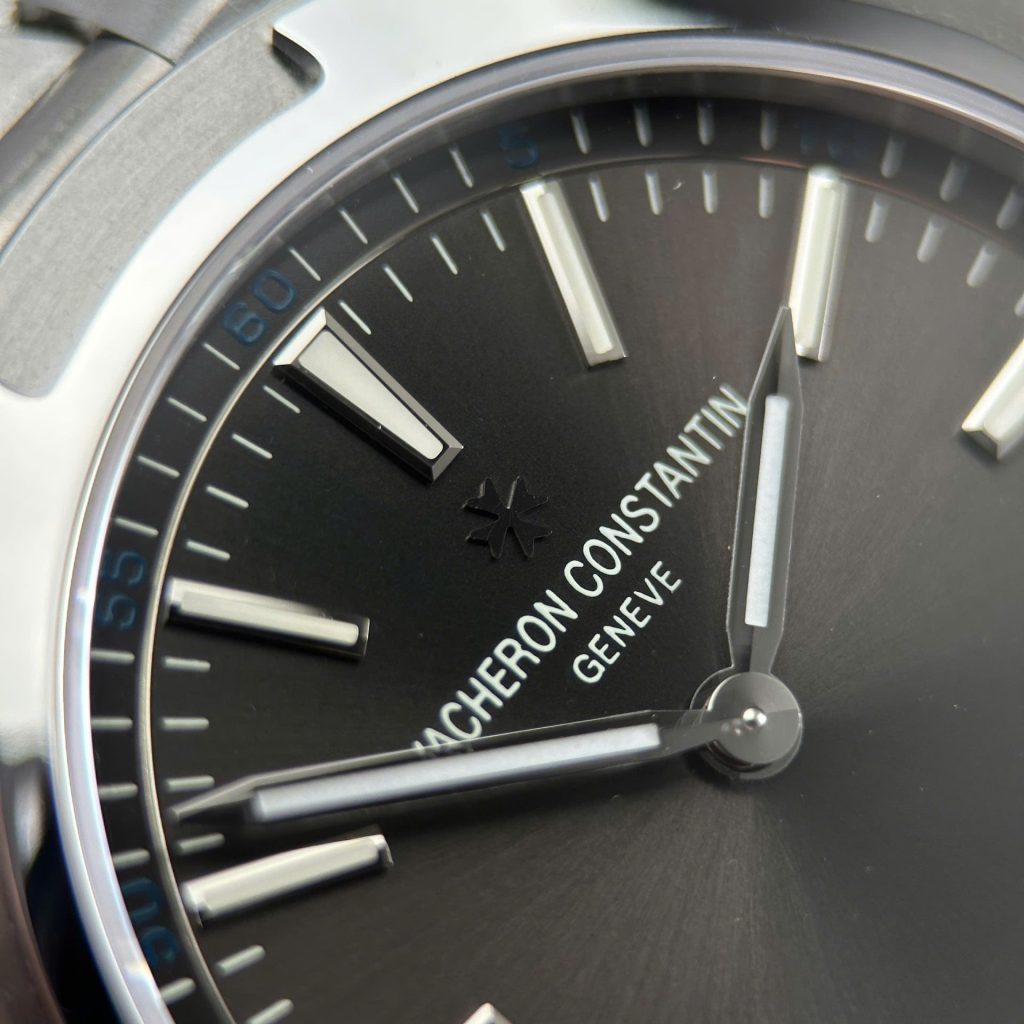 Vacheron Constantin Overseas Ultra-Thin 2000V Gray Dial 40mm Replica Watches - 4-124
