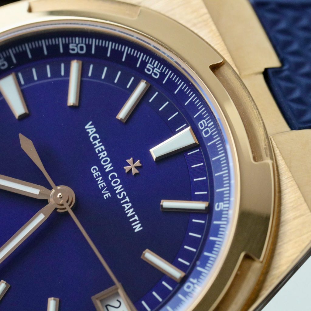 Vacheron Constantin Overseas 4500V Blue Dial Gold Wrapped 41mm Replica Watches - 4-129