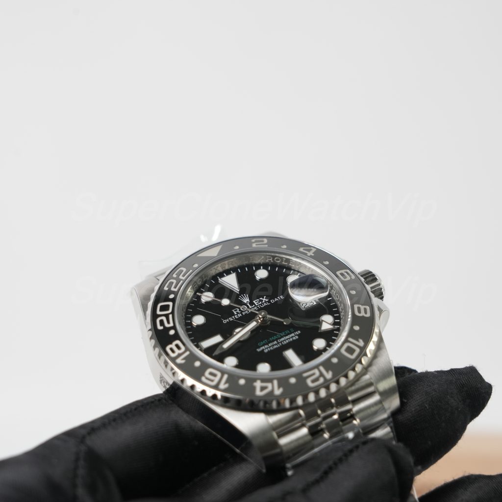 Rolex-GMT-Master-II-126710GRNR-Bruce- Wayne-Jubilee-3285-movement Replica Watches - 4-317-scaled