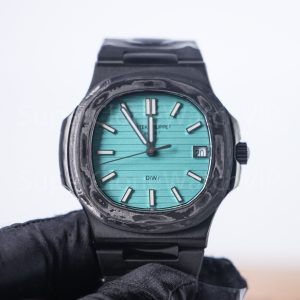 Patek-Philippe-Nautilus-DiW-5711-Tiffany-Blue-Dial-Carbon-Fiber-40mm Replica Watches - 4-365-scaled