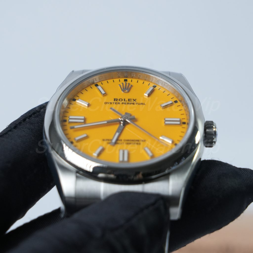 Rolex-Oyster-Perpetual-124300-Yellow-Dial-41mm Replica Watches - 4-375-scaled