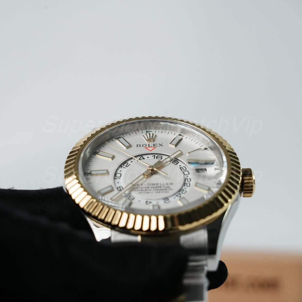 Rolex-Sky-Dweller-326933-White-Dial-Oyster-42mm-Two-Tone Replica Watches - 4-413-scaled