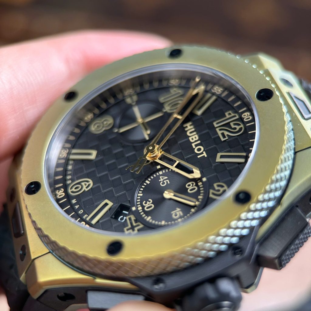 Hublot-Big-Bang-Green-Case-431.MX.1330.RX-43mm Replica Watches - 5-212