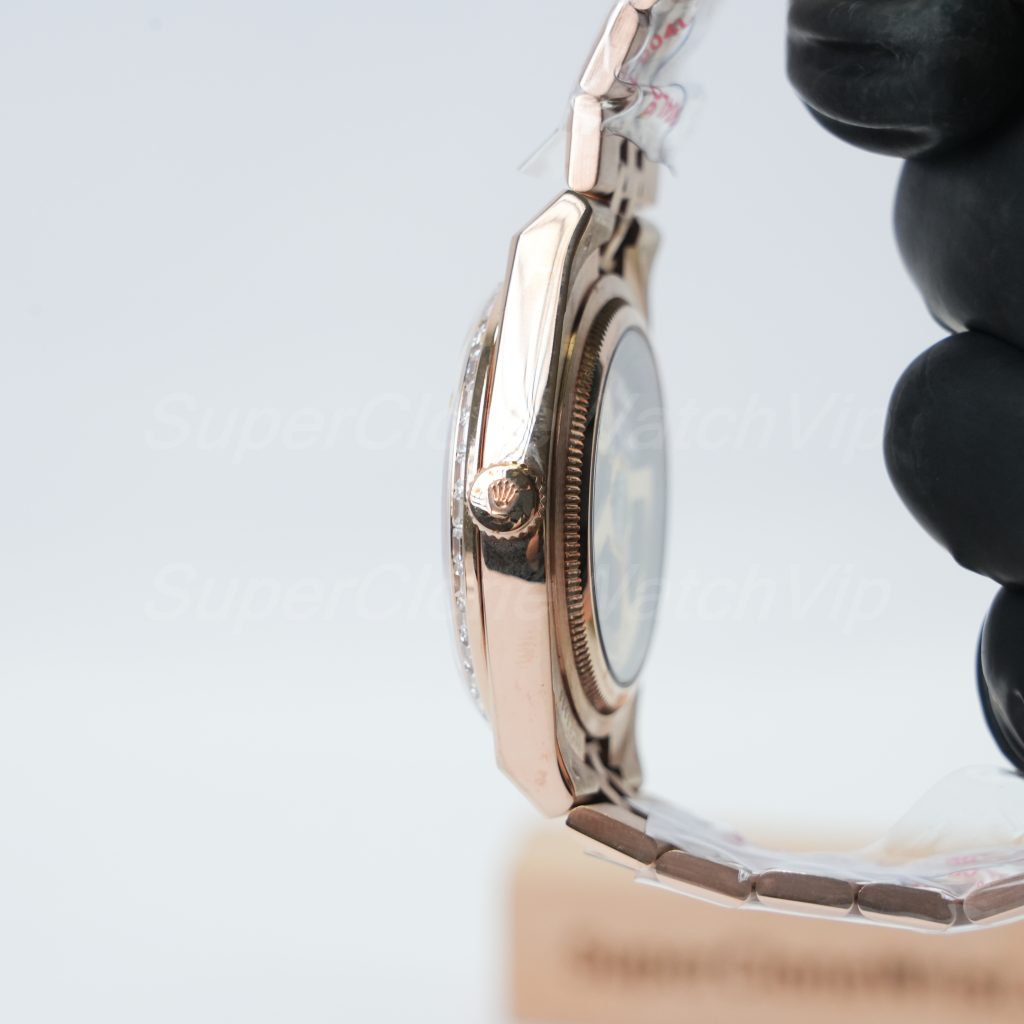 Rolex-Land-Dweller-127335-White-Dial-Rose-Gold-Diamond-Bezel-Diamond-Markers-40mm Super Clone Watches - 5-331-scaled