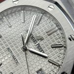 Audemars-Piguet-Royal-Oak-15450ST-White-Dial-37mm Replica Watches - 6-11