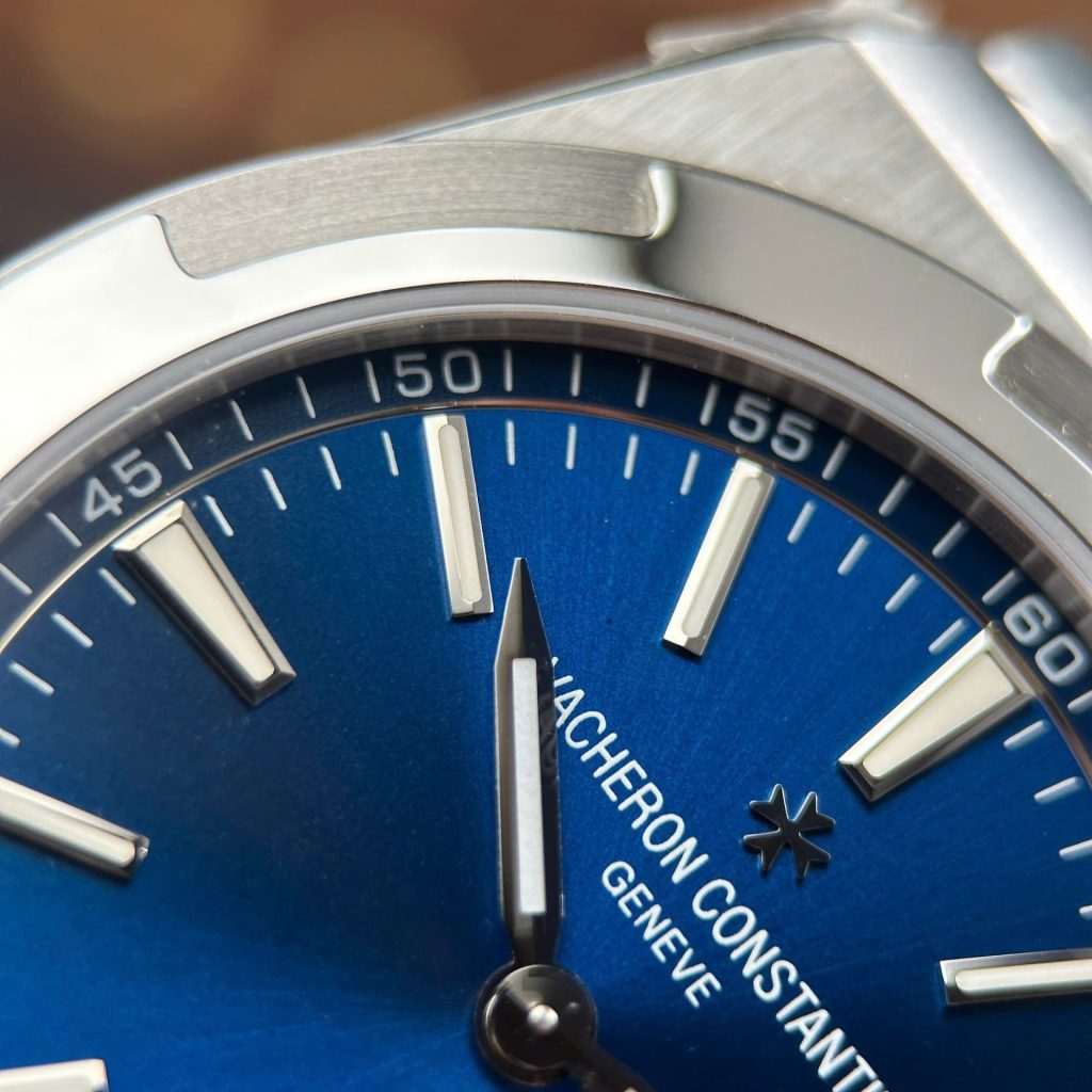 Vacheron Constantin Overseas Ultra-Thin 2000V Blue Dial 40mm Replica Watches - 6-114