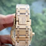 Audemars-Piguet-Royal-Oak-15202OR-18K-Gold-Blue-Dial-39mm Replica Watches - 6