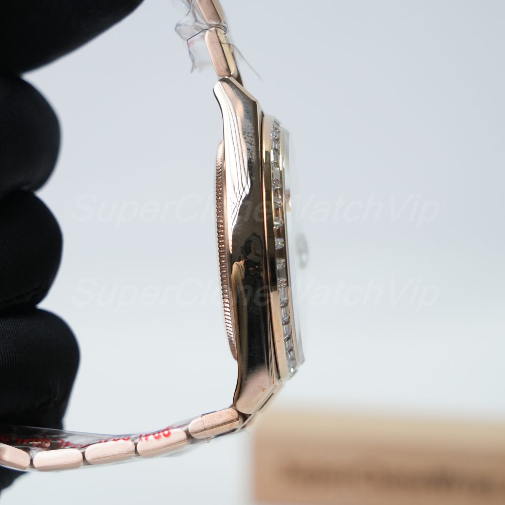 Rolex-Land-Dweller-127335-White-Dial-Rose-Gold-Diamond-Bezel-Diamond-Markers-40mm Super Clone Watches - 6-313-scaled
