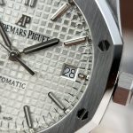 Audemars-Piguet-Royal-Oak-15450ST-White-Dial-37mm Replica Watches - 7-10