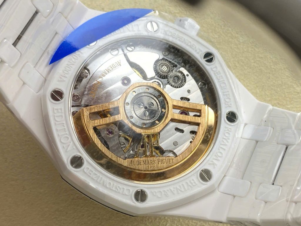 Audemars-Piguet-Royal-Oak-15500-White-Ceramic-White-Dial-41mm Replica Watches - 8-14