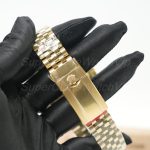 Rolex-GMT-Master-II-126718GRNR-Gold-Bruce-Wayne-Jubilee Replica Watches - 8-237-scaled