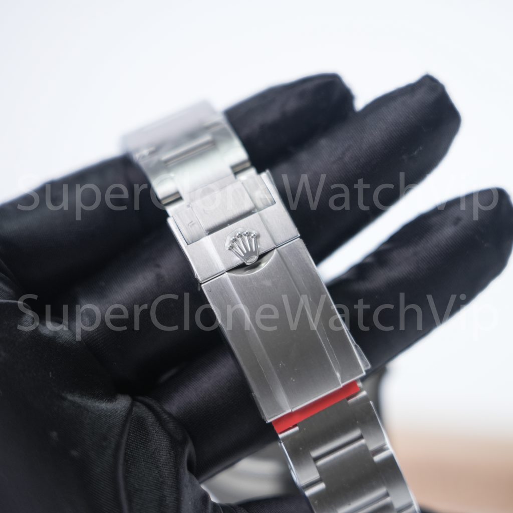 Rolex-ExplorerII-226570-Black-Dial-42mm Replica Watches - 8-261-scaled