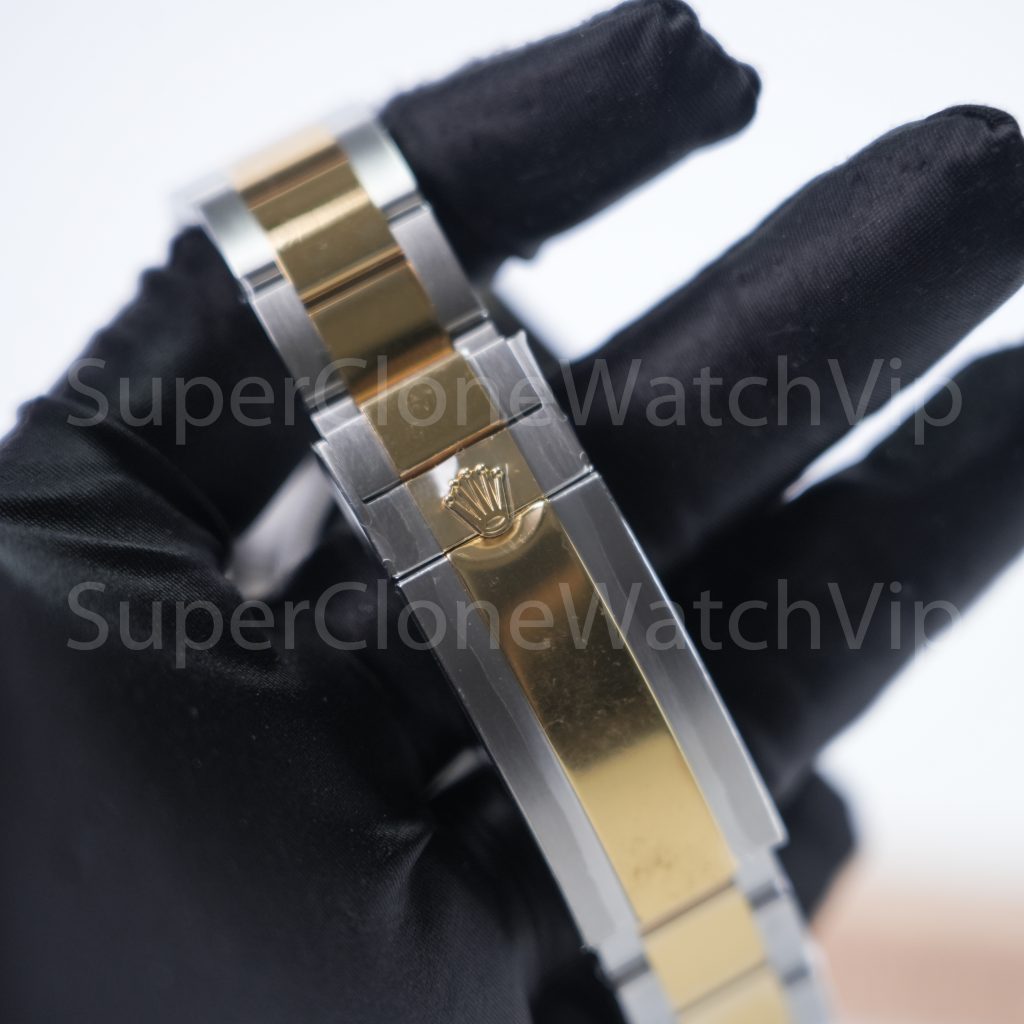 Rolex-Submariner-Date-116613-Two-Tone-40mm Replica Watches - 8-266-scaled