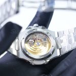 Patek-Philippe-Nautilus-5711-Tiffany-Blue-Dial-40mm Replica Watches - 8-280-scaled