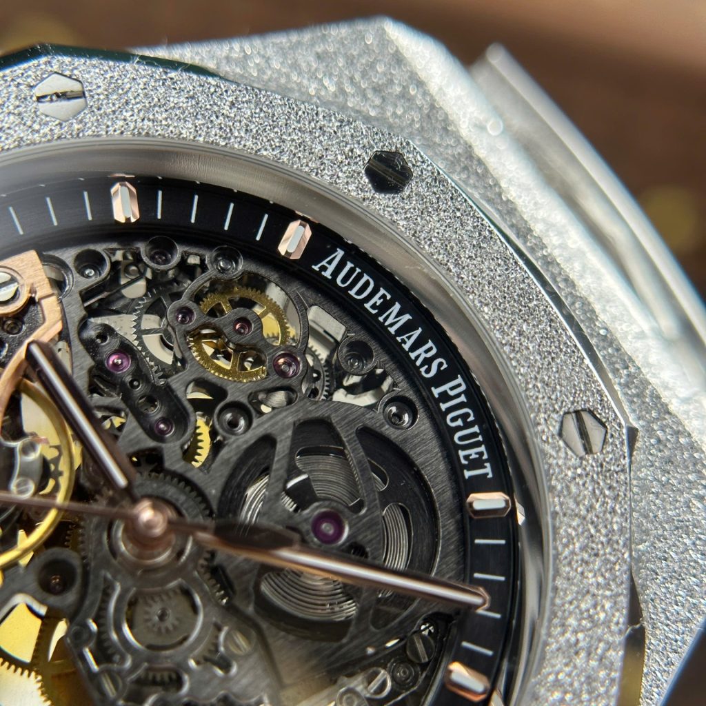 Audemars-Piguet-Royal-Oak-Frost-15407-Skeleton-Dial-41mm Replica Watches - 8-7
