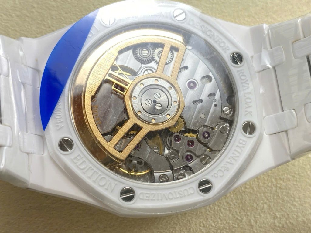 Audemars-Piguet-Royal-Oak-15500-White-Ceramic-Black-Dial-41mm Replica Watches - 9-10