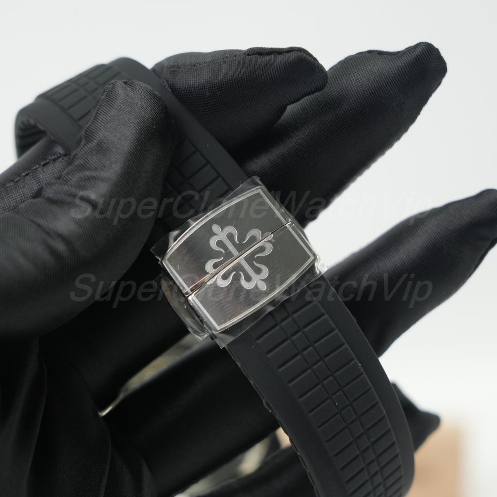 Patek-Philippe-Aquanaut-5167A-Black-Dial-40mm Replica Watches - 9-225-scaled