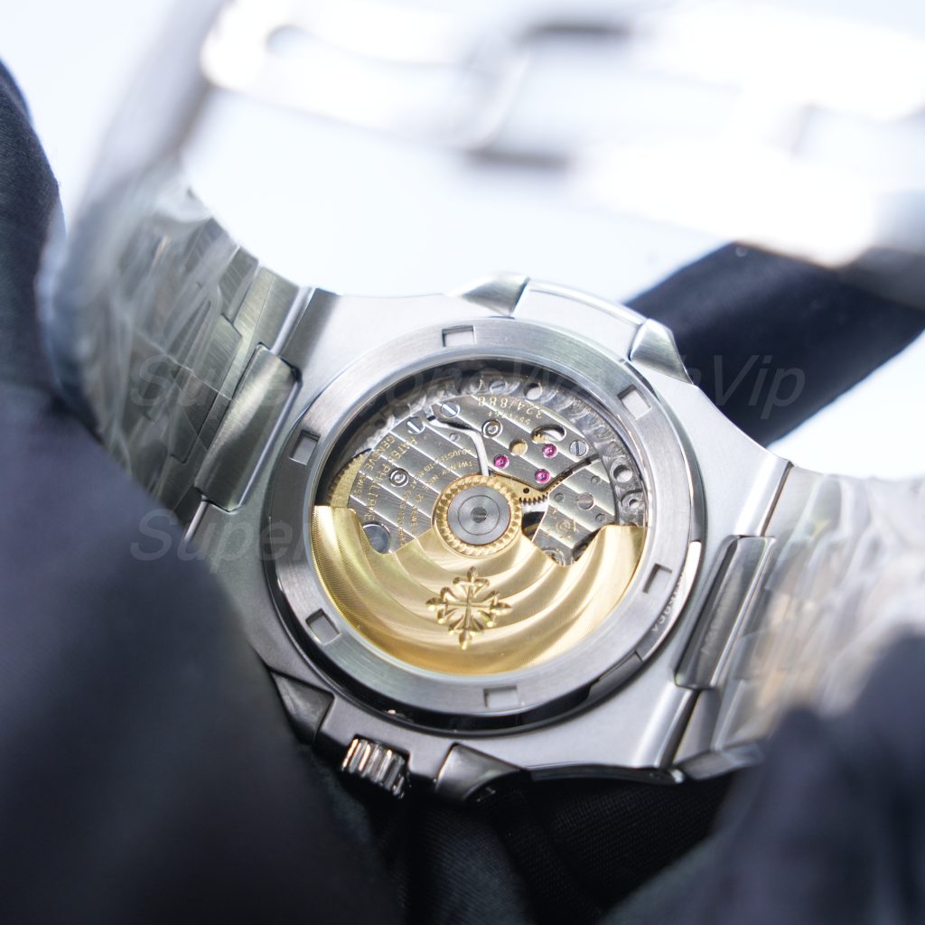 Patek-Philippe-Nautilus-5711-White-Dial-40mm Replica Watches - 9-231-scaled