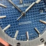 Audemars-Piguet-Royal-Oak-15450ST-Blue-Dial-37mm Replica Watches - 9-8