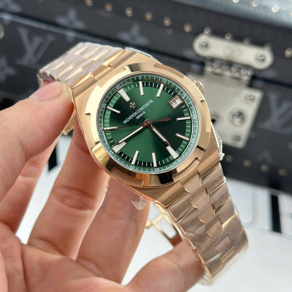 Dong Ho Vacheron Constantin Overseas 4500V Replica 11 Mat Xanh La Cay 41mm 8