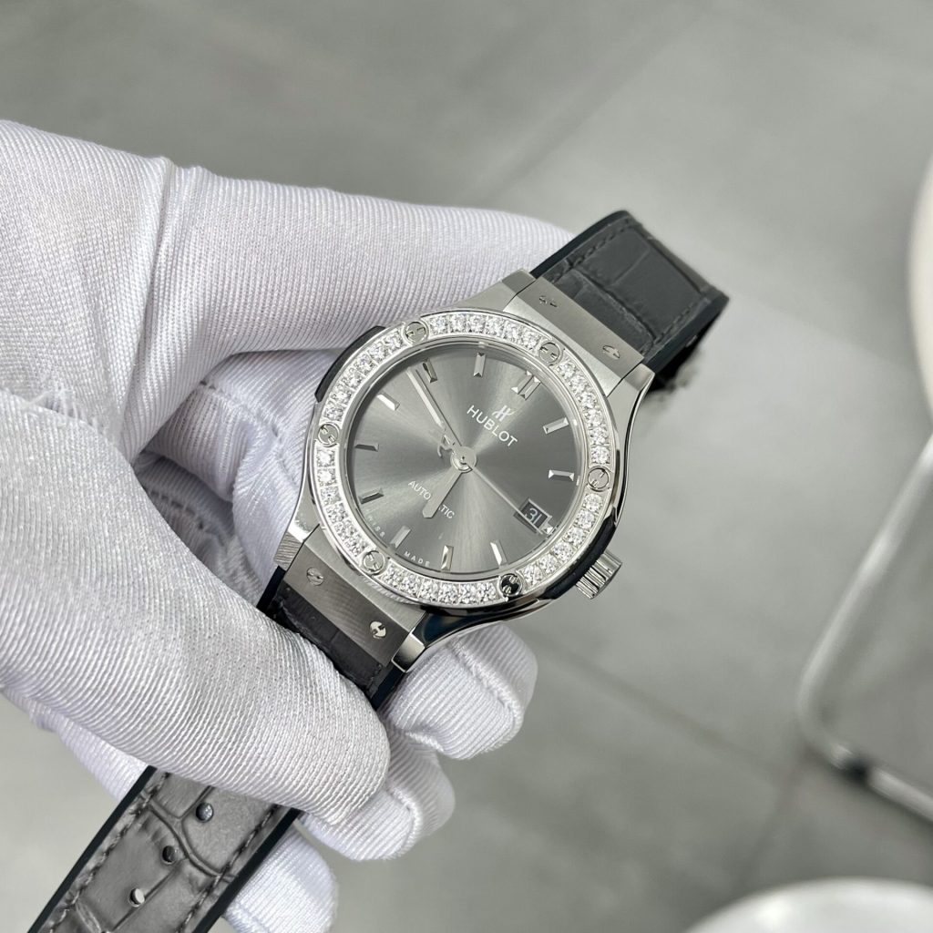 Hublot Classic Black Dial moissanite Case 38mm 3